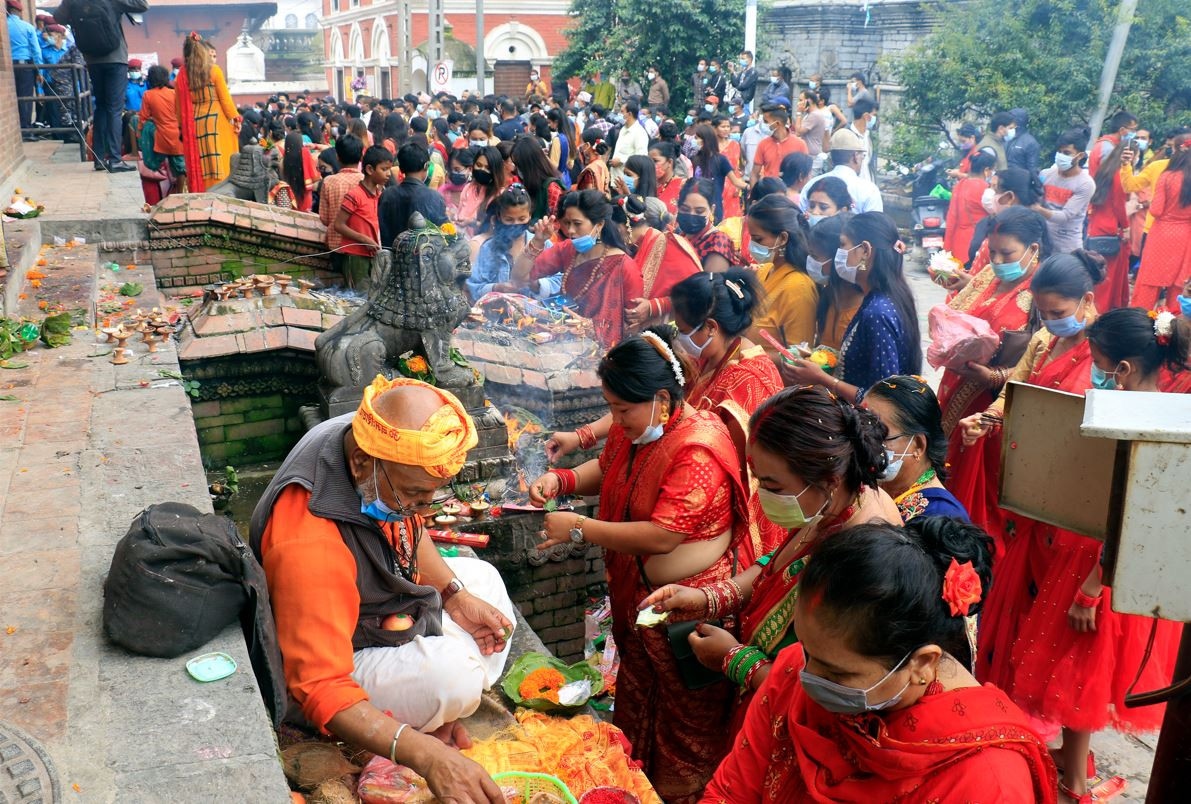 हरितालिका (तीज) व्रत : ‘महिला, पुरुष दुवैले गर्नुपर्छ’