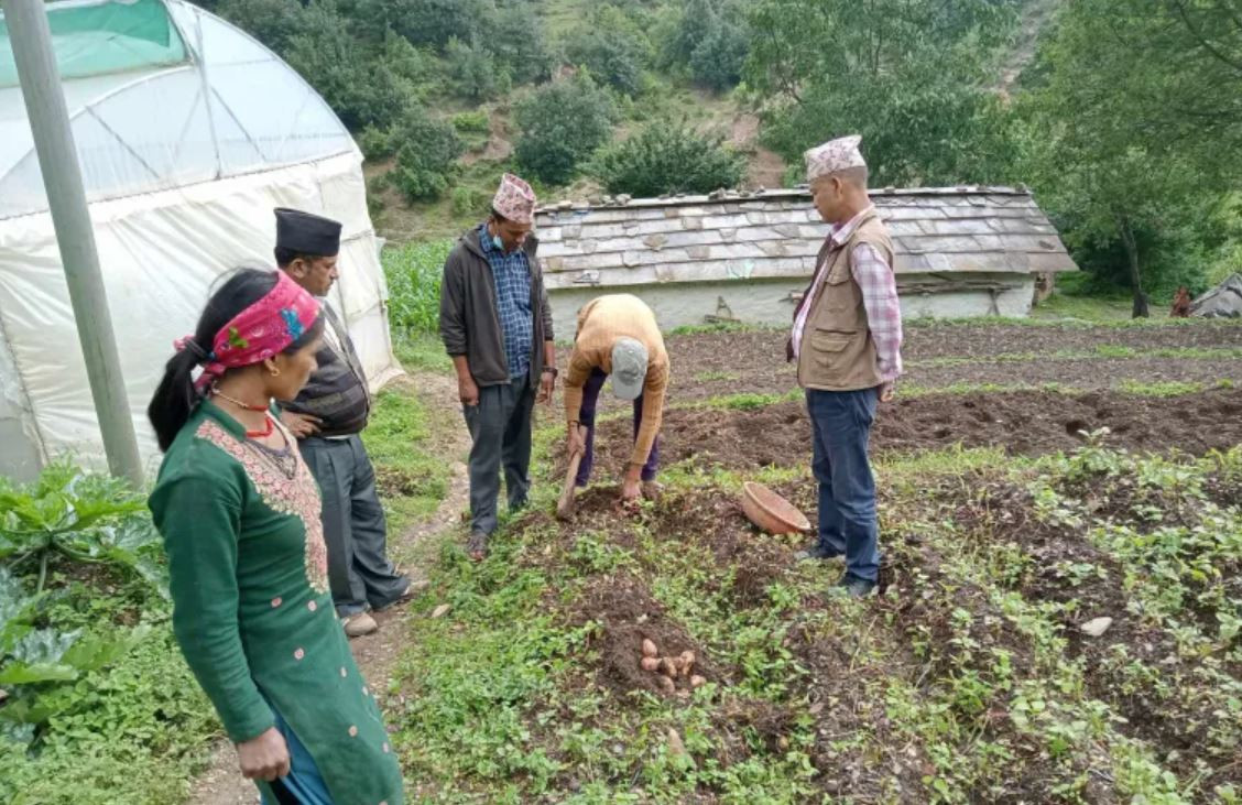 विद्युतीय प्रणालीमा १६ लाख किसान सूचीकृत, आगामी बर्षदेखि परिचयपत्र वितरण गरिने