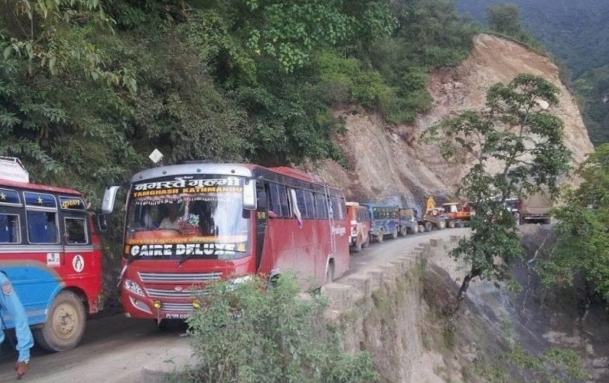 रिडी–तम्घास सडकखण्ड आजदेखि तीन साता बन्द, वैकल्पिक मार्ग प्रयोग गर्न आग्रह