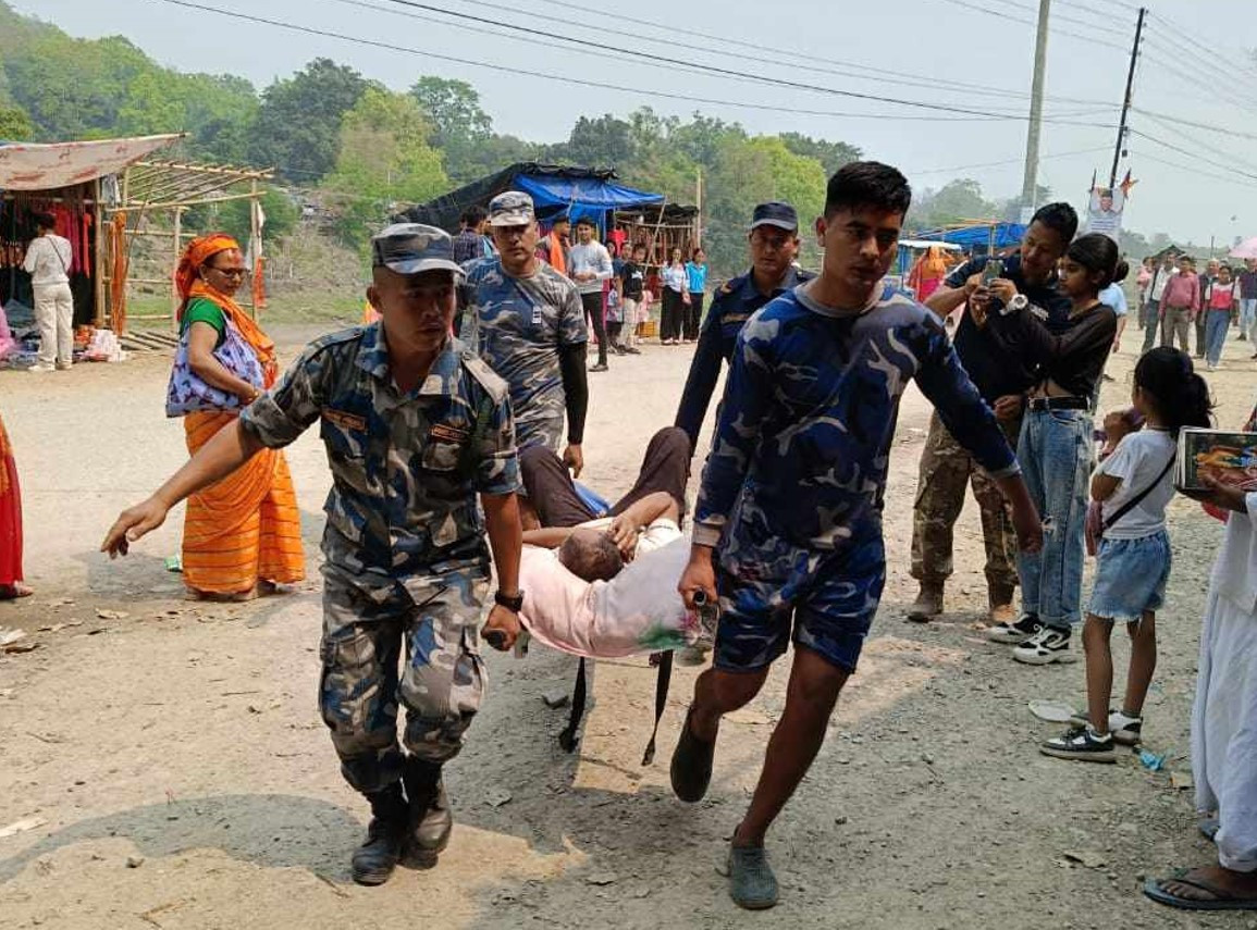 सुनसरीको महाकुम्भ मेलामा बेहोस भई ढलेका ४ जनाको उद्धार