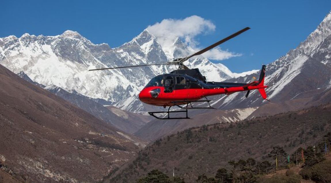 नुवाकोटको शिवपुरीमा एयर डाइनेस्टीको हेलिकप्टर दुर्घटना, ४ जनाको मृत्यु